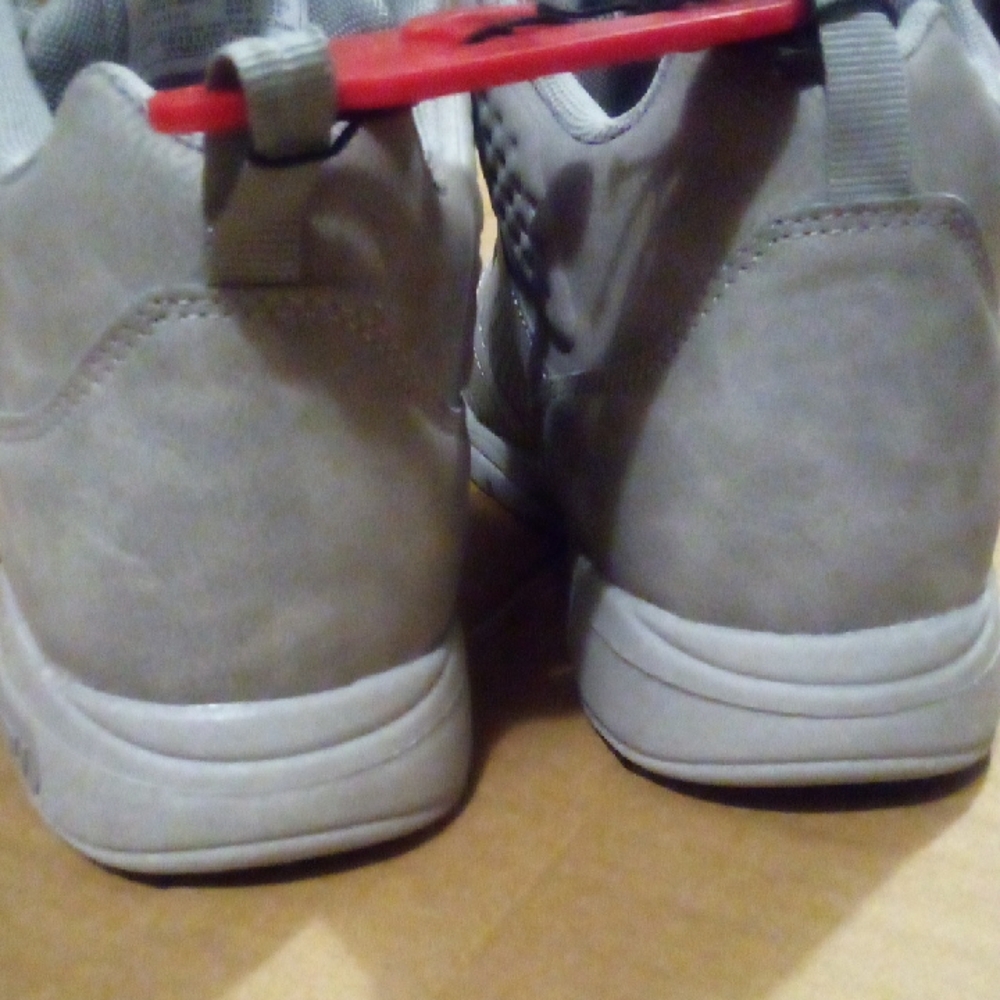 FUBU Zone Men's Gray High-Top Sneakers New With Tags - Picture 6 of 10